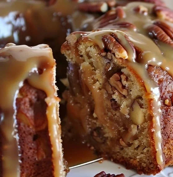 Apple Pecan Cake